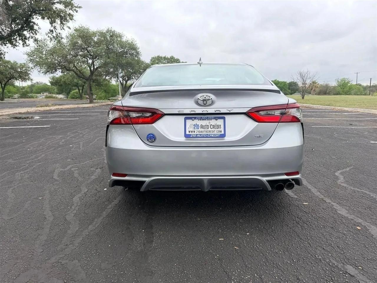 Toyota Camry  2022