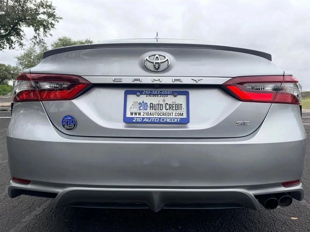 Toyota Camry  2022