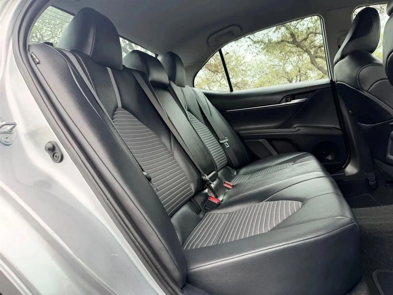 Toyota Camry  2022
