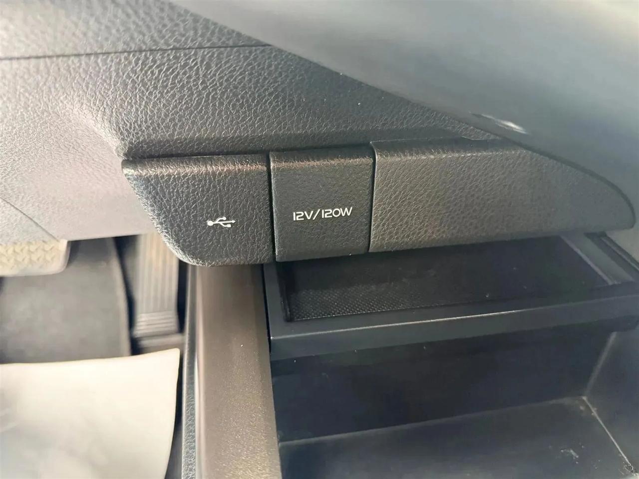 Toyota Camry  2022