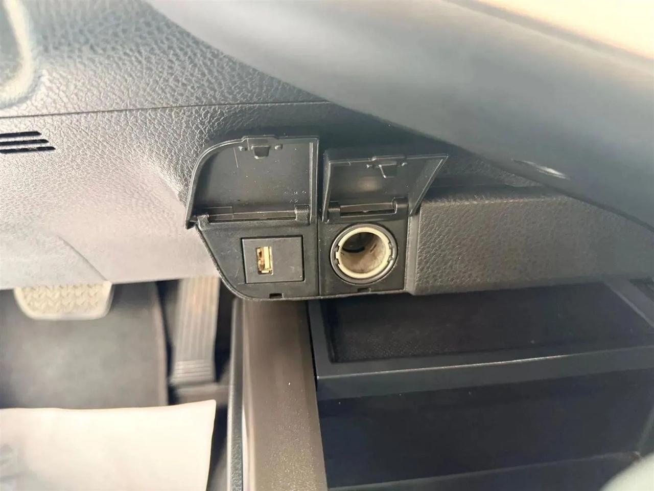 Toyota Camry  2022
