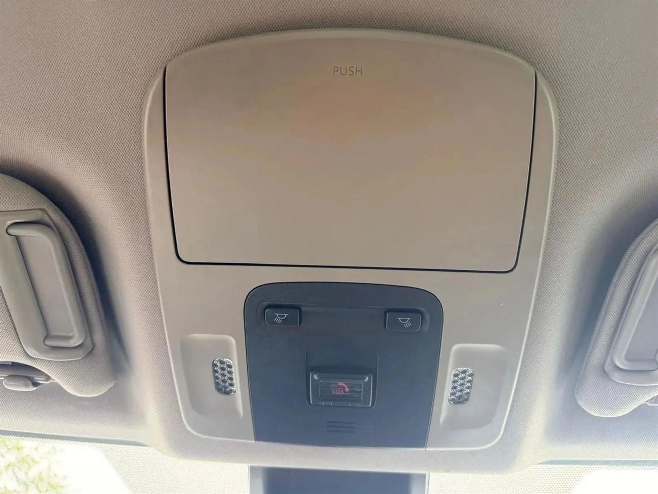 Toyota Camry  2022