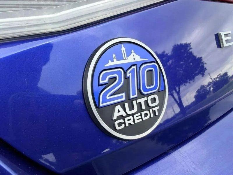 Hyundai Elantra  2023