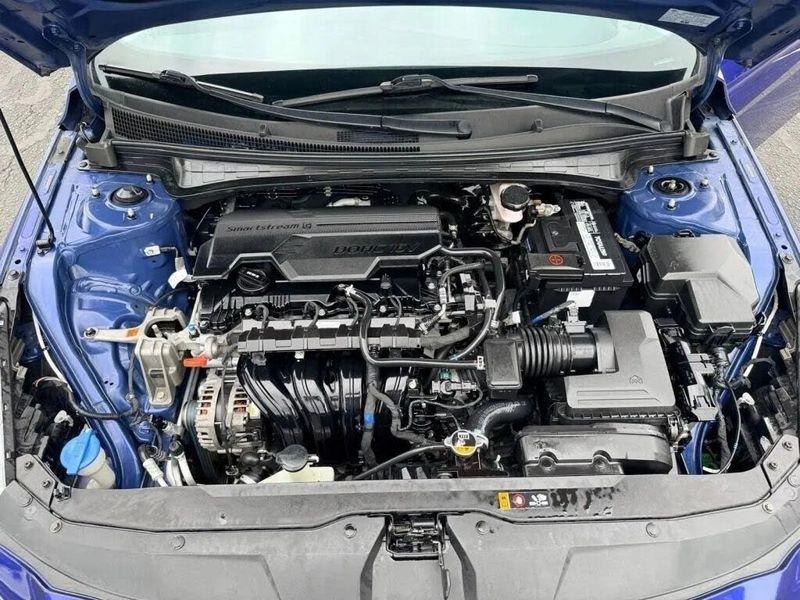 Hyundai Elantra  2023