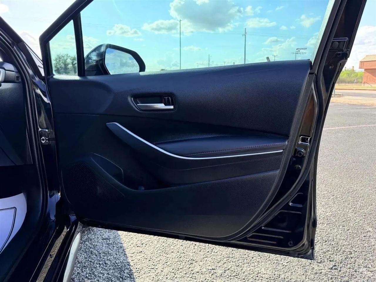 Toyota Corolla  2025