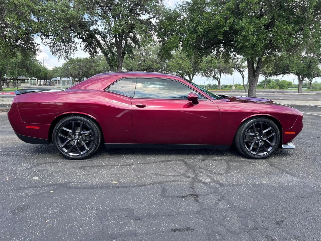 Dodge Challenger  2020