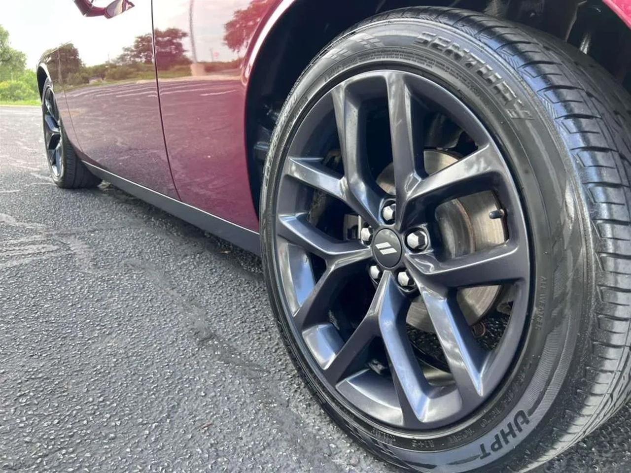 Dodge Challenger  2020