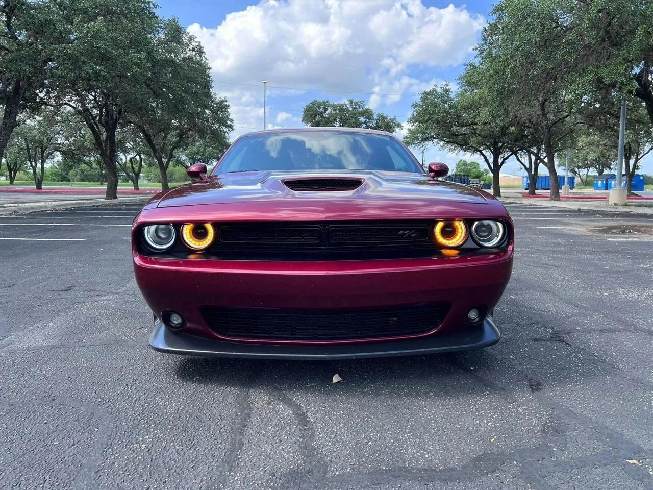 Dodge Challenger  2020