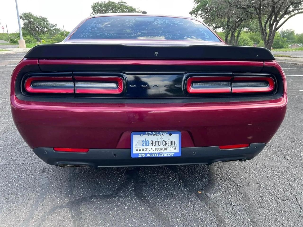 Dodge Challenger  2020