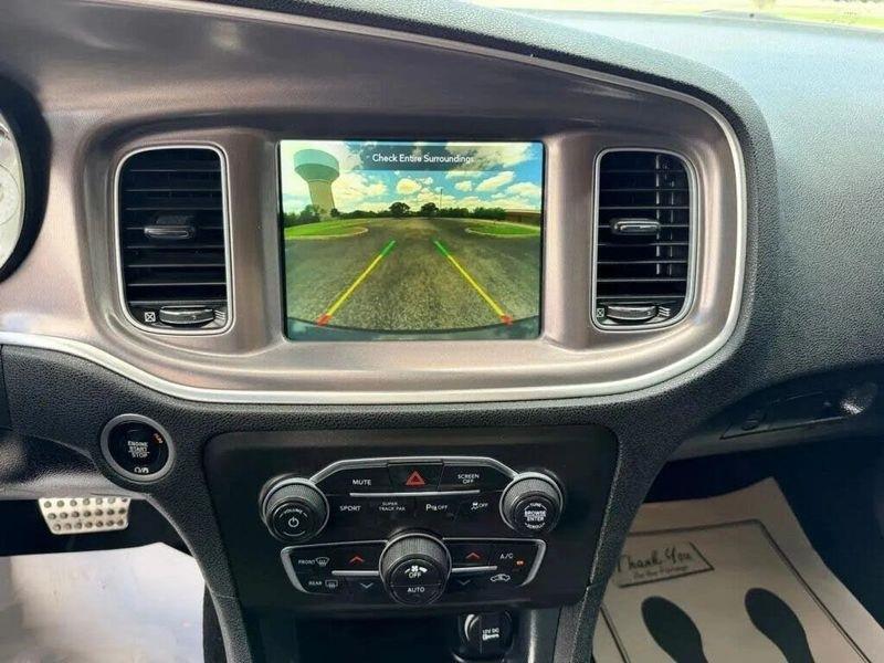 Dodge Charger  2021