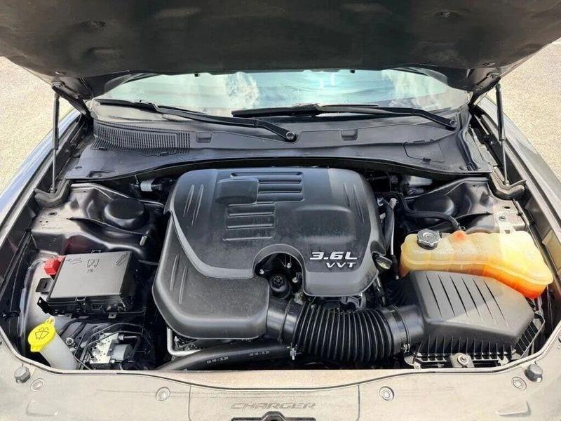 Dodge Charger  2021