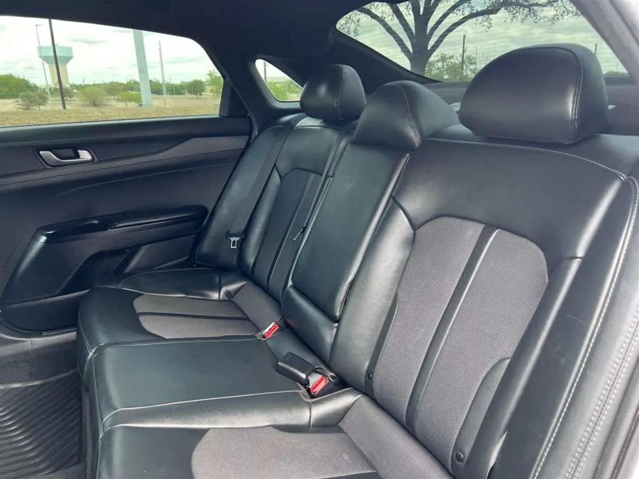 Kia K5  2022