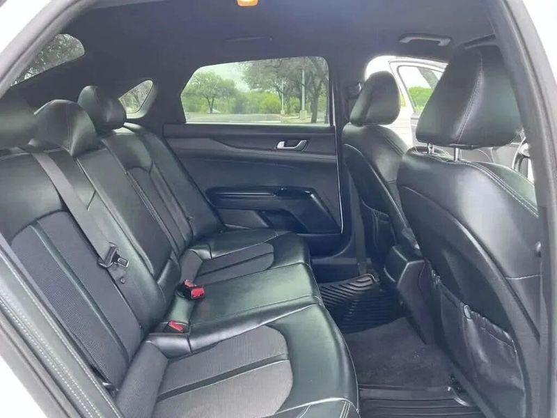 Kia K5  2022