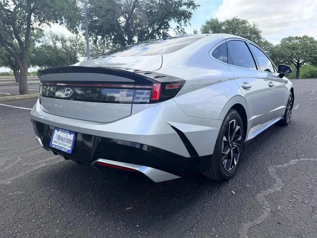 Hyundai Sonata  2024