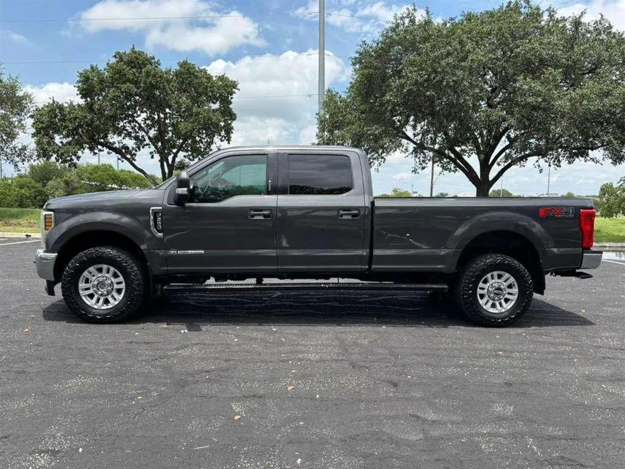 Ford F-250 SD  2019