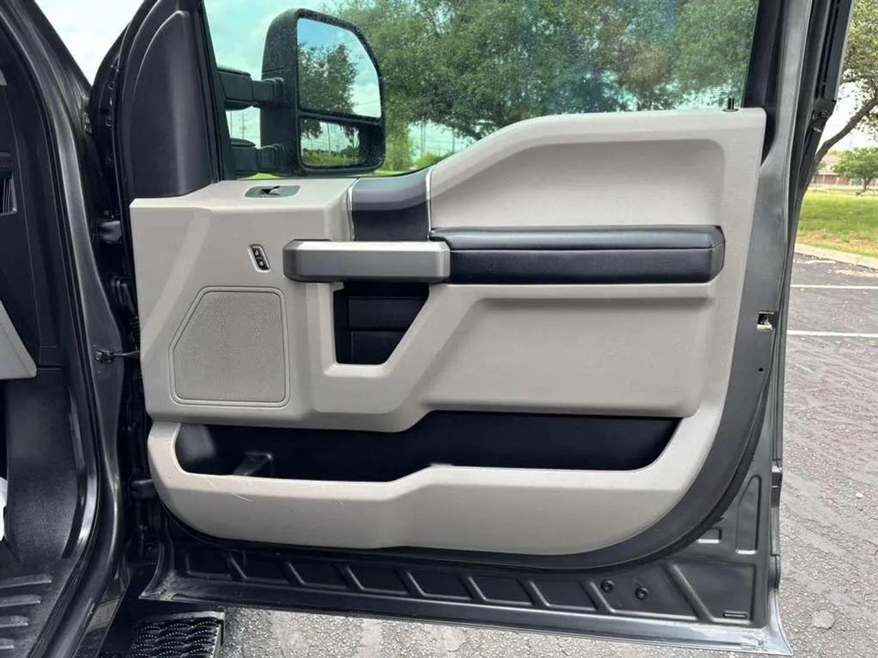 Ford F-250 SD  2019
