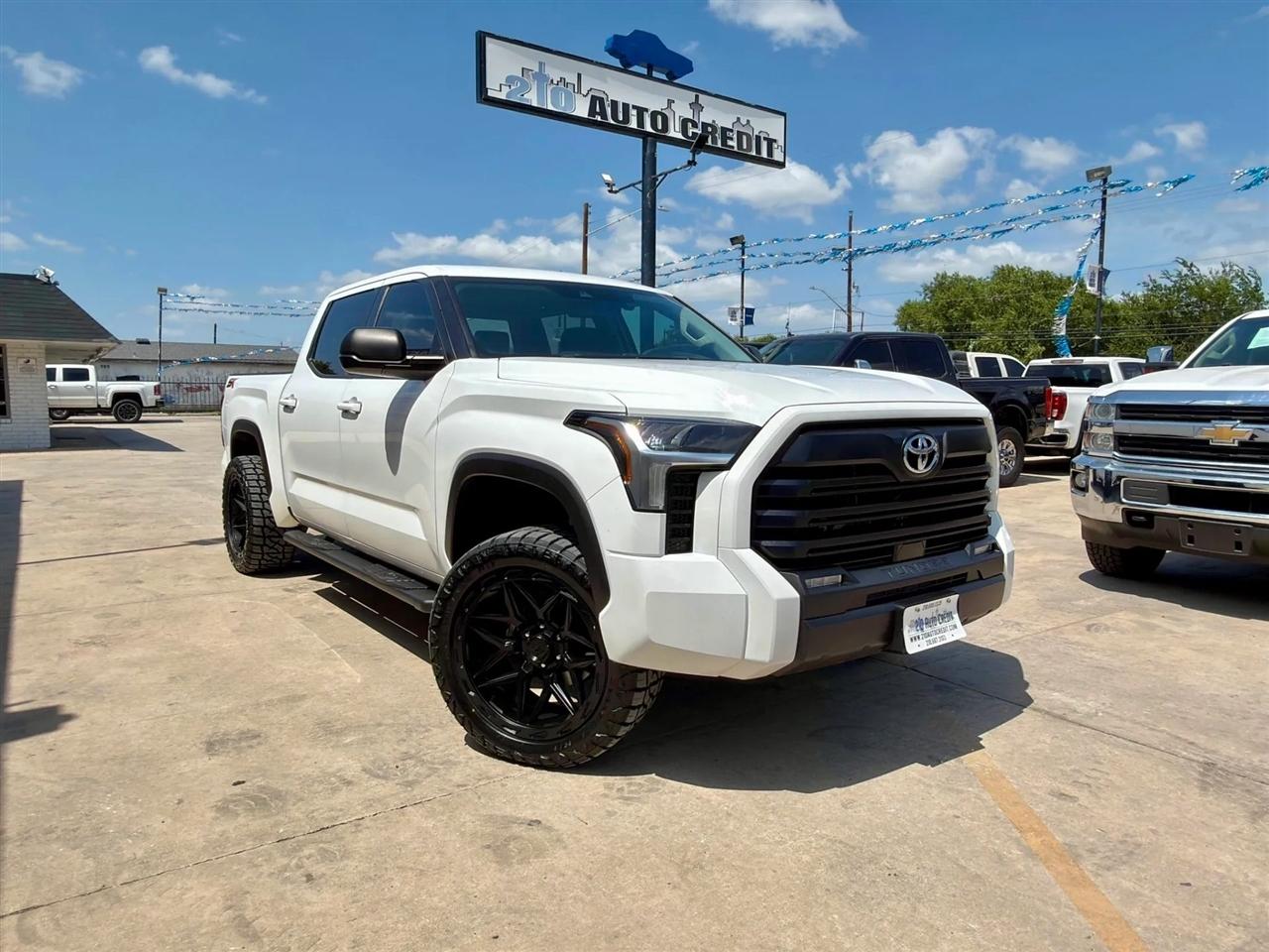 Toyota Tundra  2024