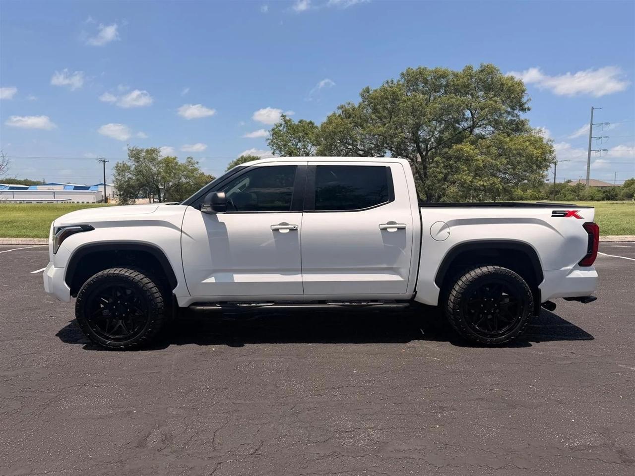 Toyota Tundra  2024