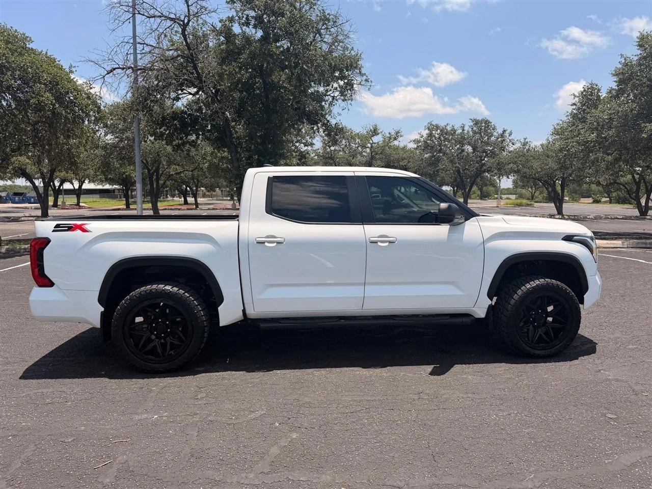 Toyota Tundra  2024