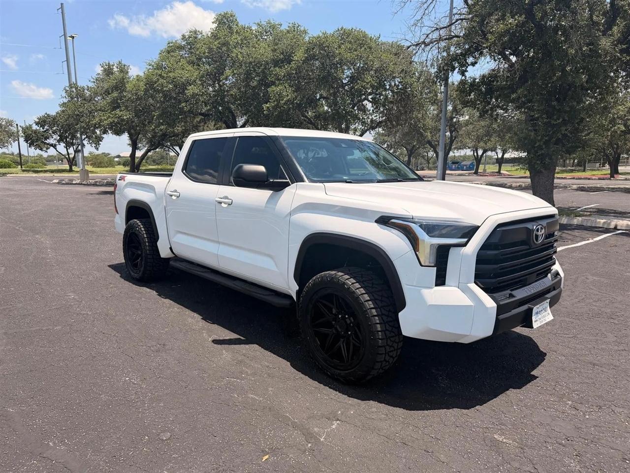Toyota Tundra  2024
