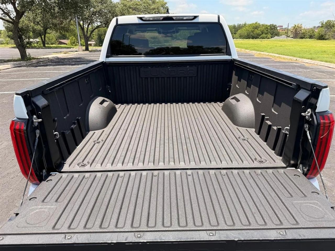 Toyota Tundra  2024