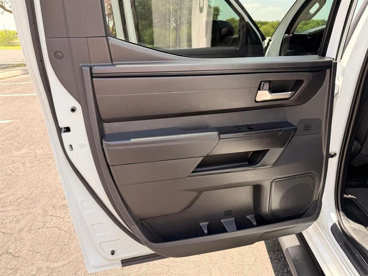 Toyota Tundra  2024