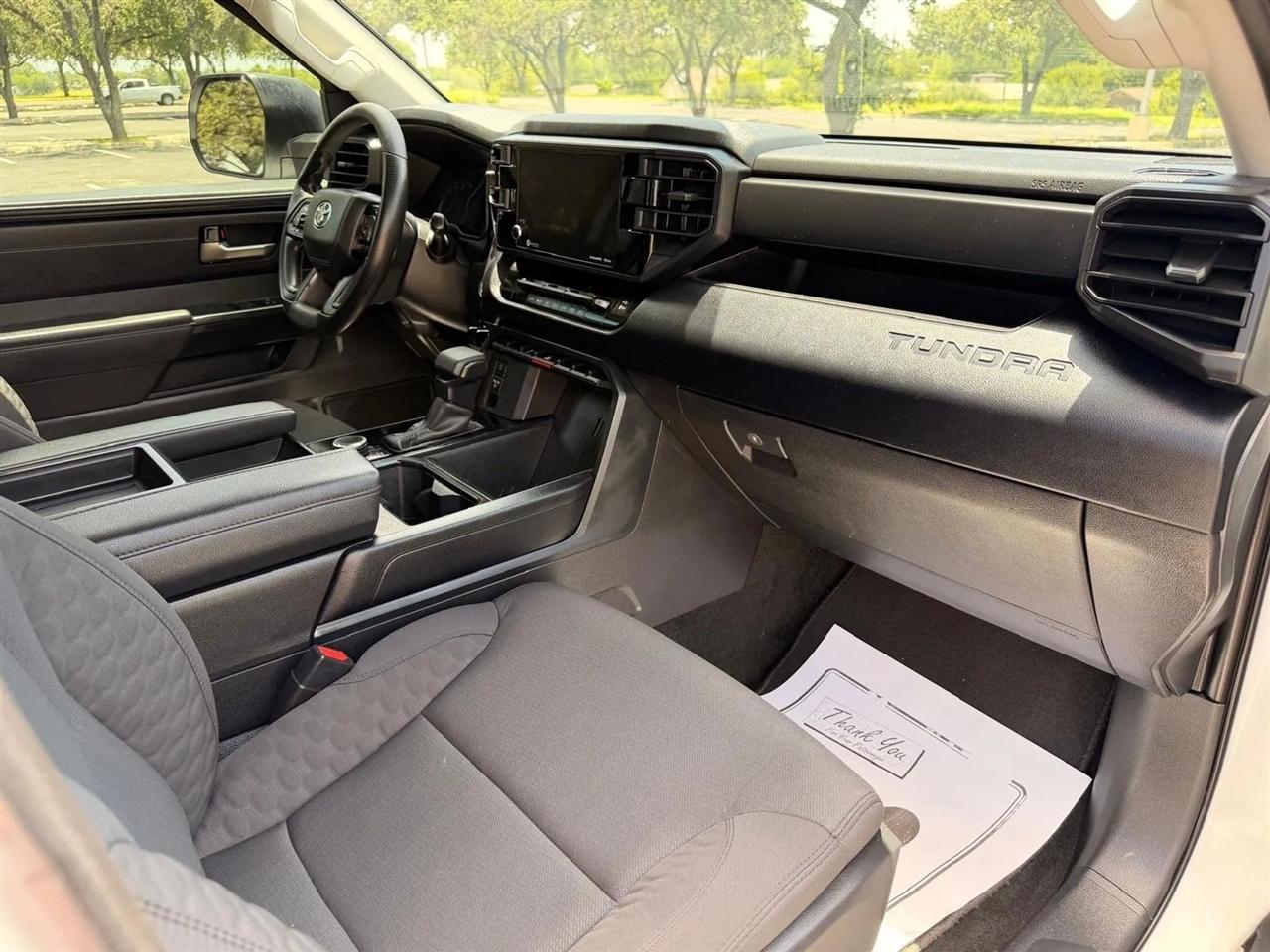 Toyota Tundra  2024