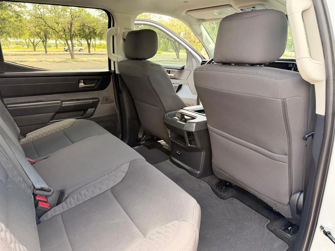Toyota Tundra  2024