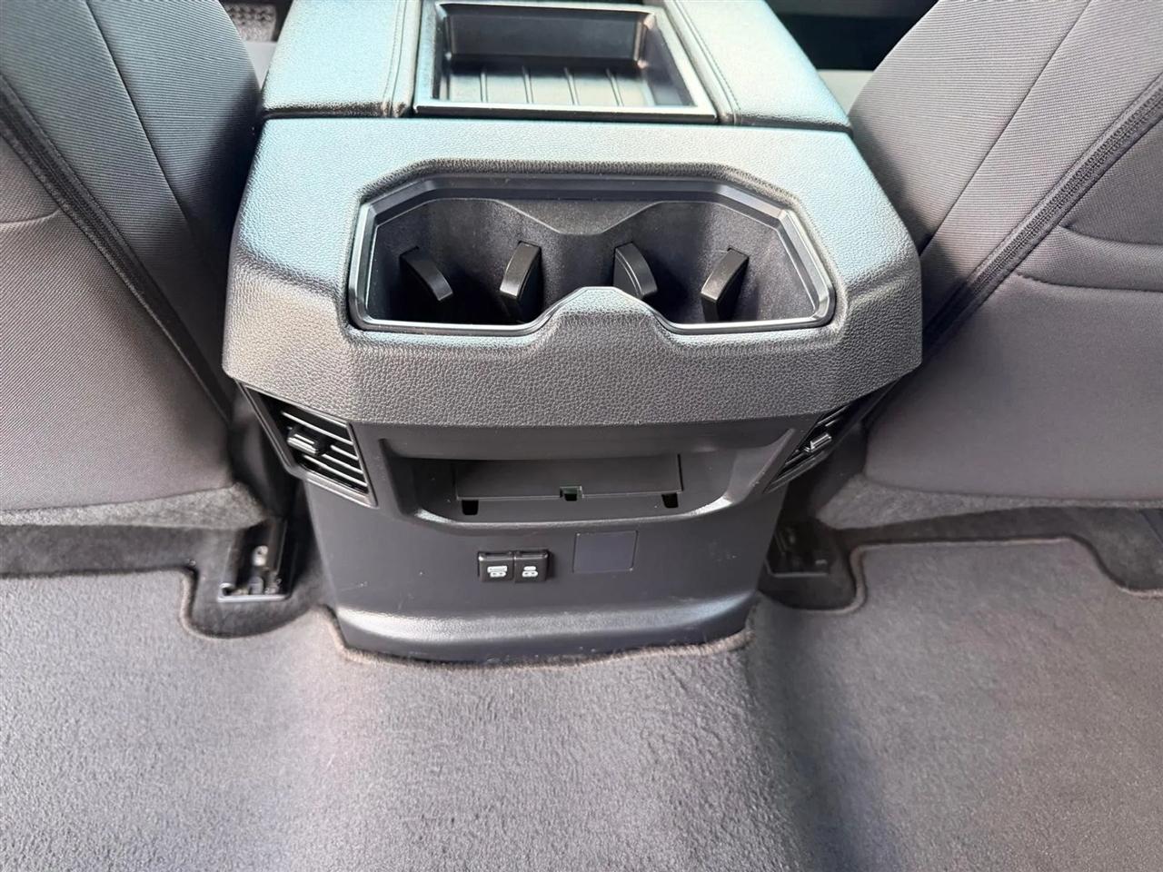 Toyota Tundra  2024