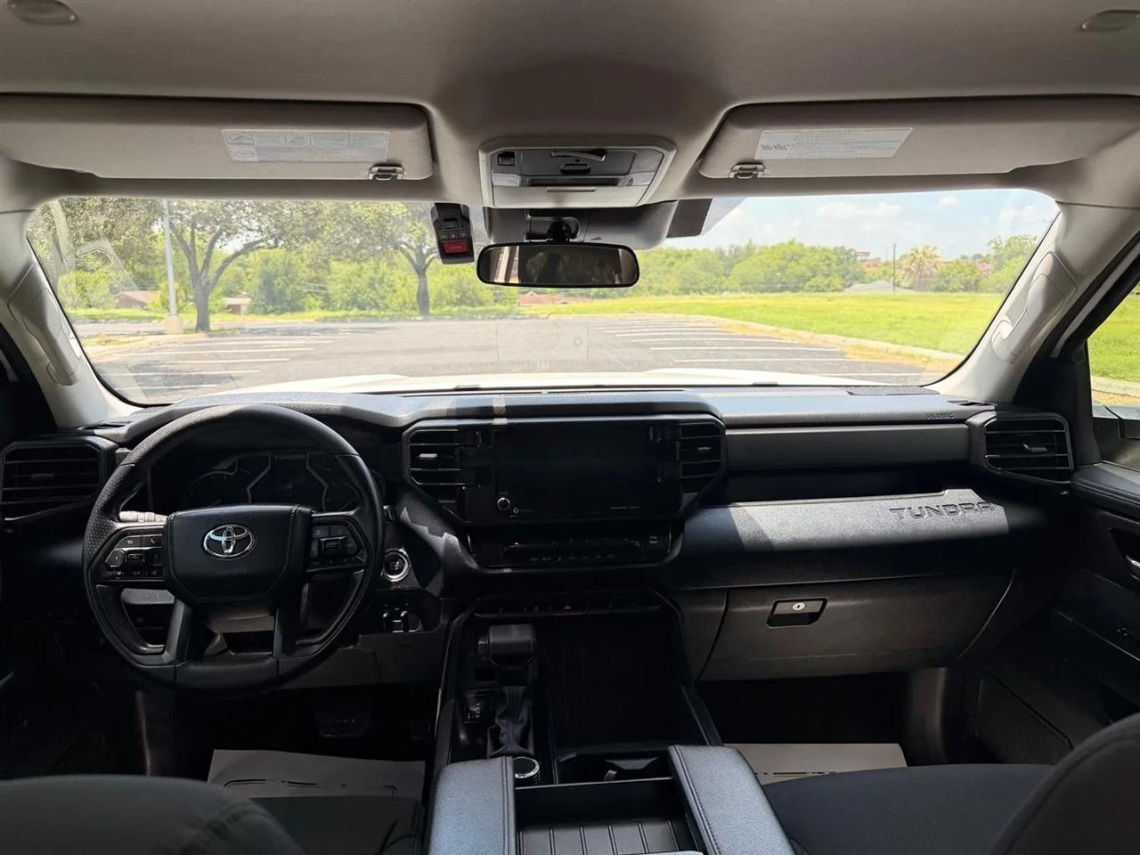 Toyota Tundra  2024