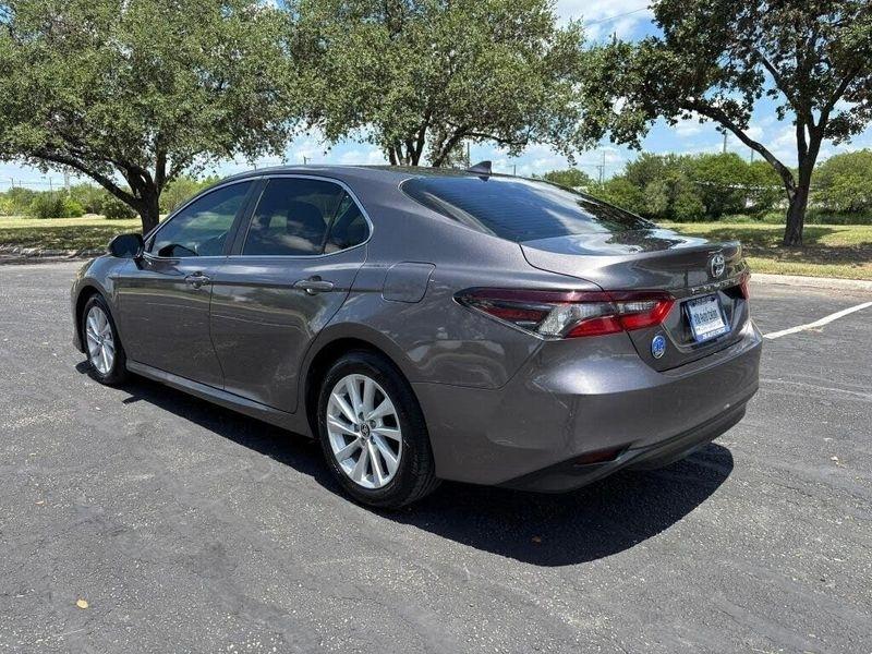 Toyota Camry  2024