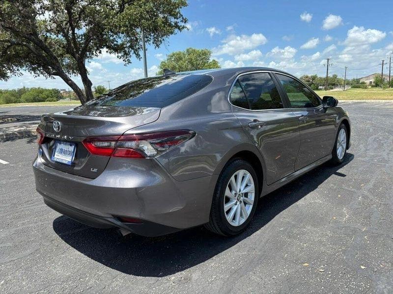 Toyota Camry  2024