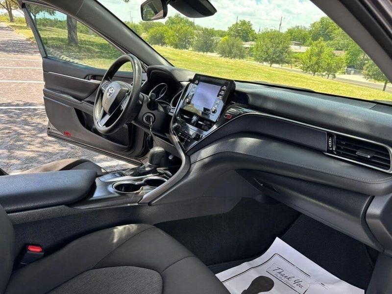Toyota Camry  2024