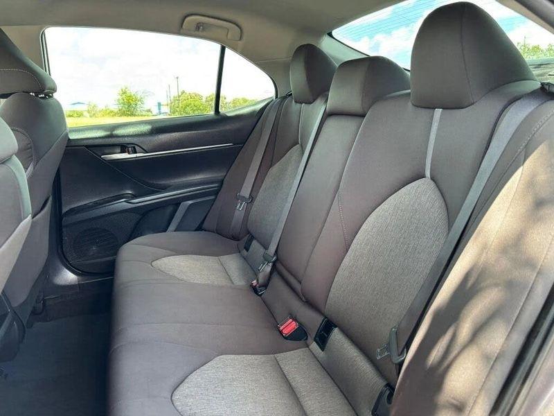 Toyota Camry  2024