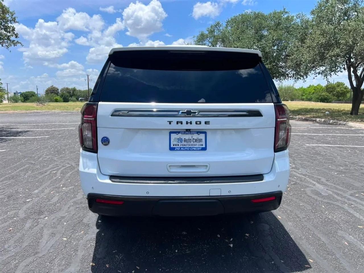 Chevrolet Tahoe  2021