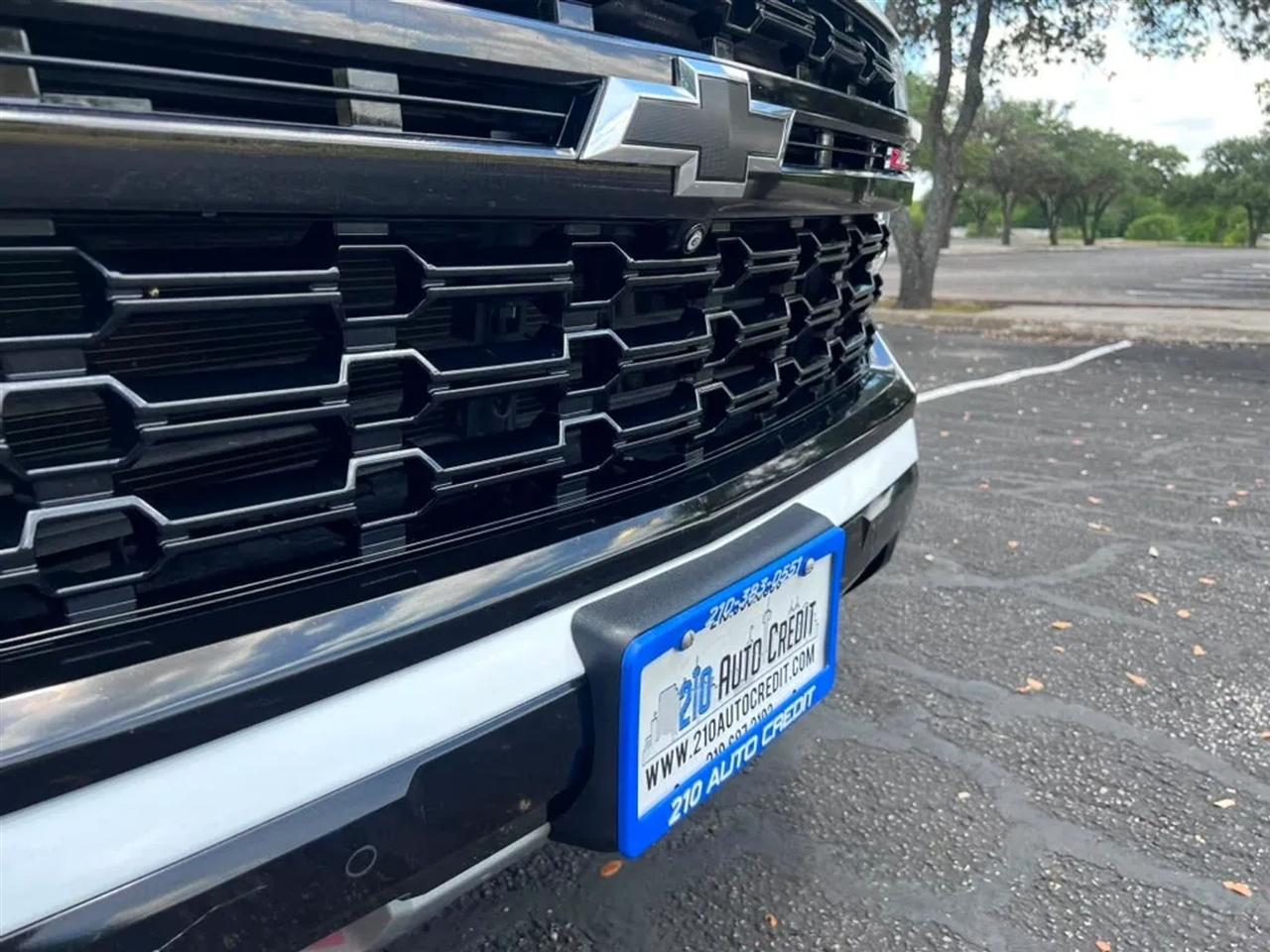 Chevrolet Tahoe  2021
