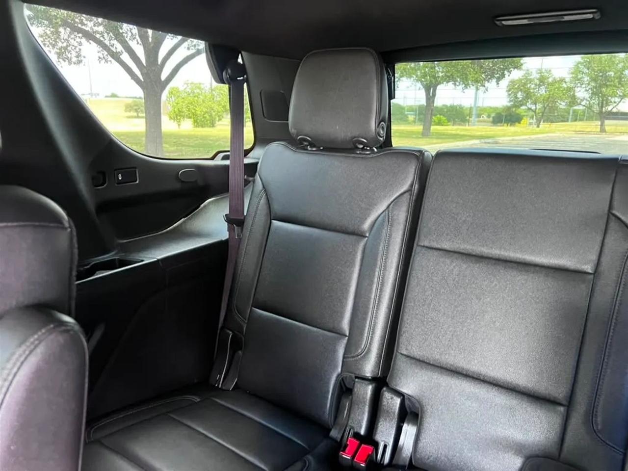 Chevrolet Tahoe  2021