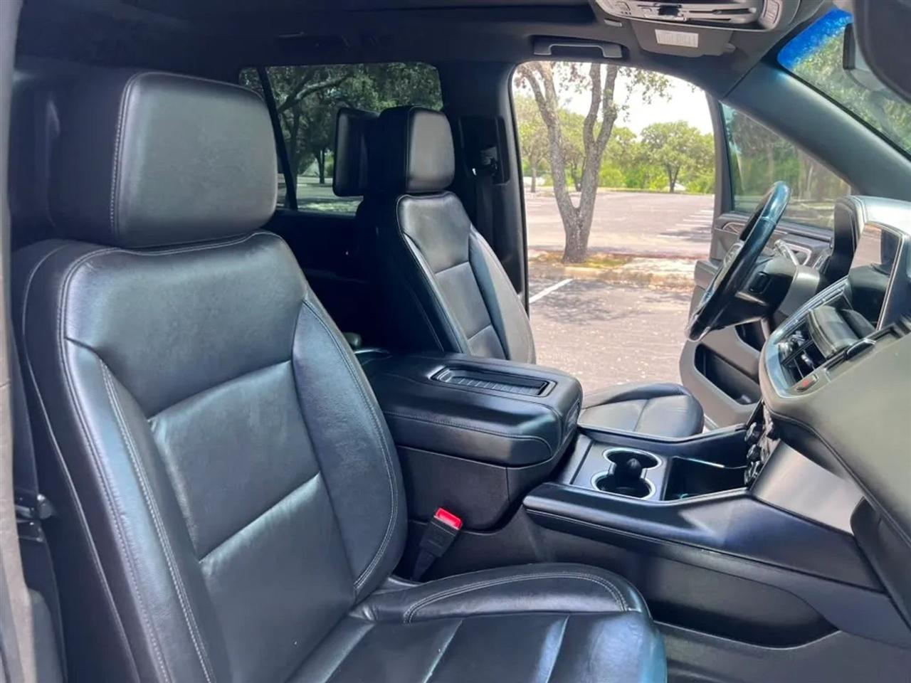 Chevrolet Tahoe  2021