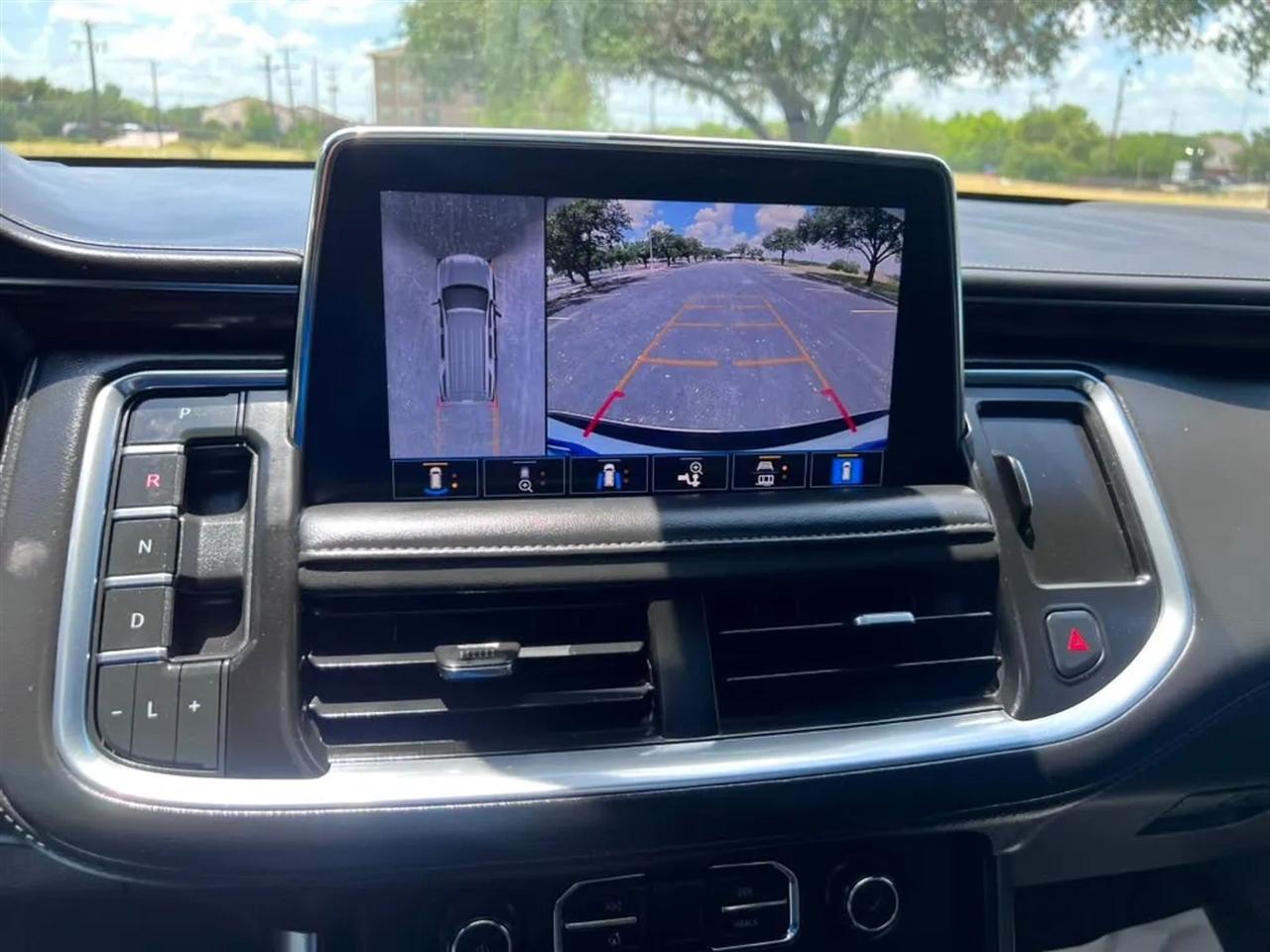 Chevrolet Tahoe  2021