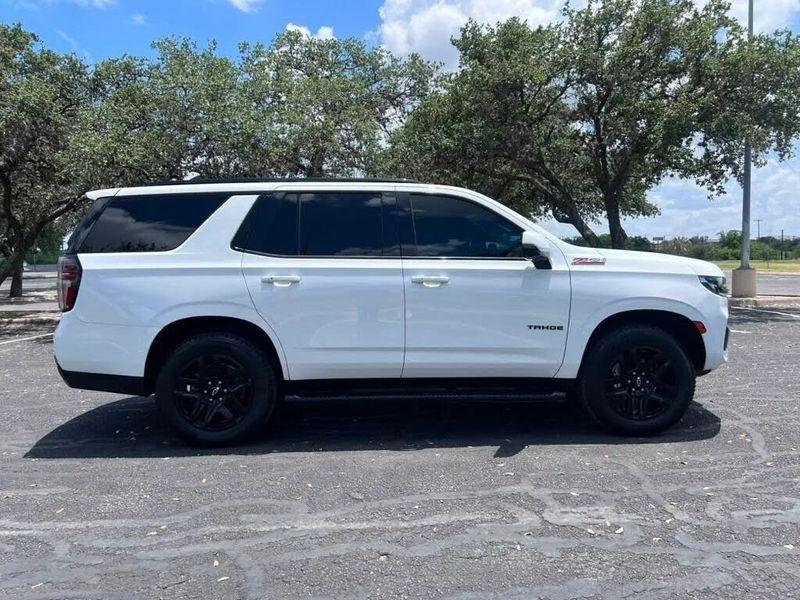 Chevrolet Tahoe  2021