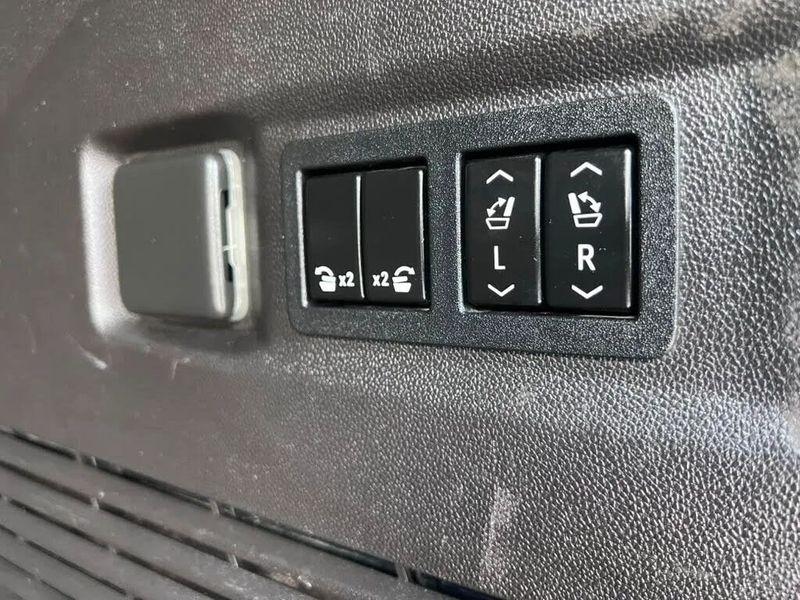 Chevrolet Tahoe  2021