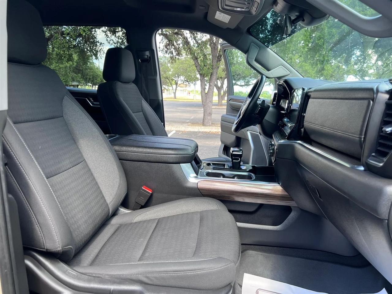 Chevrolet Silverado 1500  2023