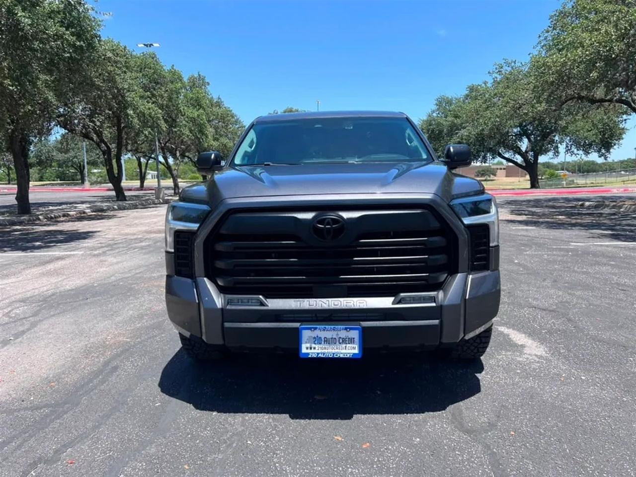 Toyota Tundra  2023