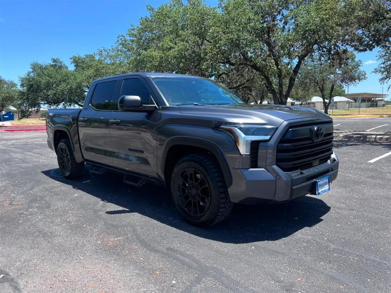 Toyota Tundra  2023