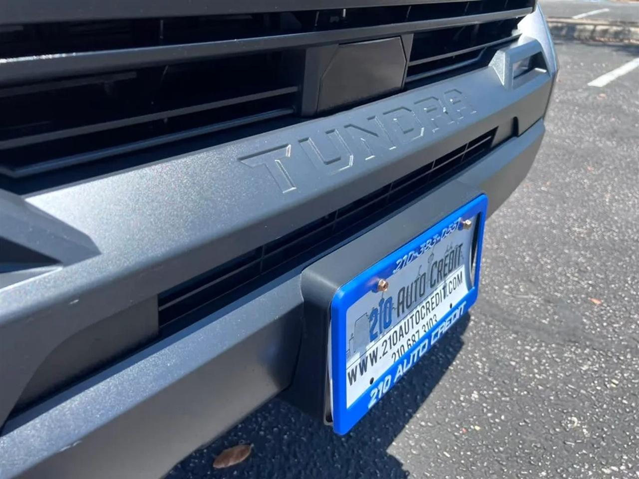 Toyota Tundra  2023