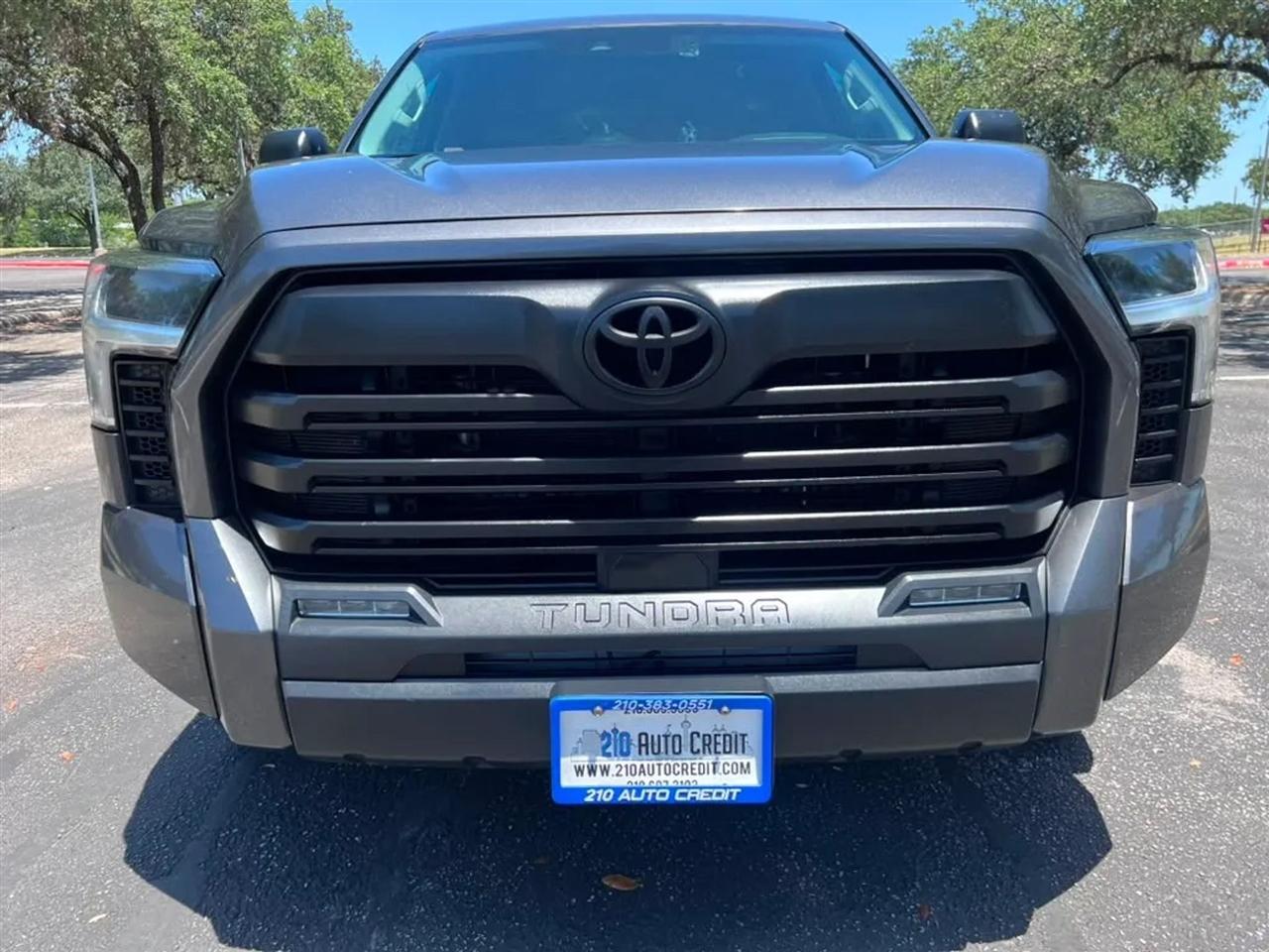 Toyota Tundra  2023