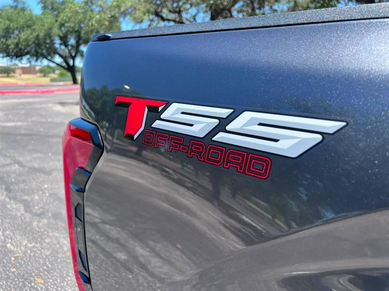 Toyota Tundra  2023