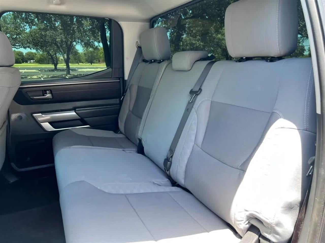 Toyota Tundra  2023