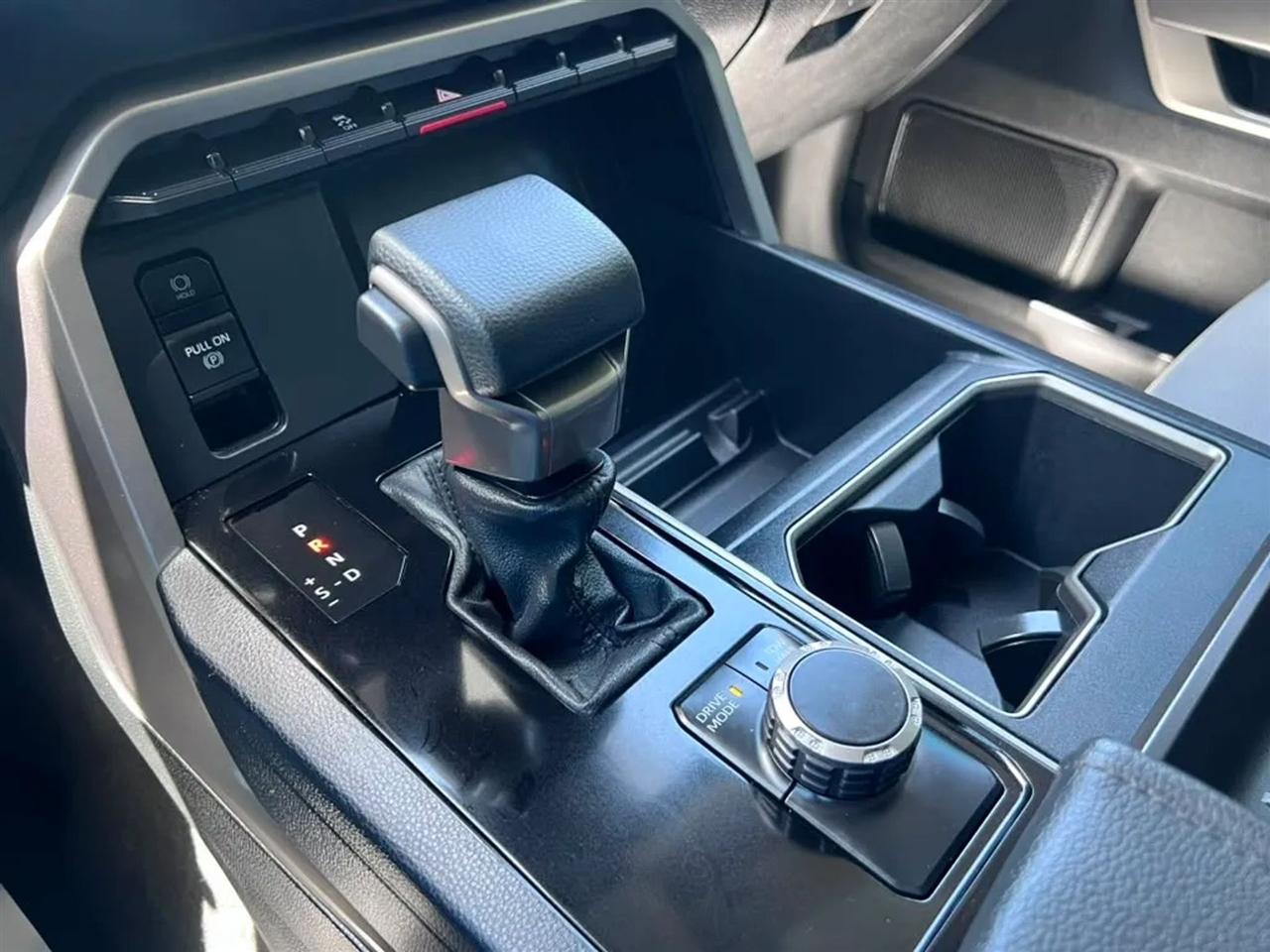 Toyota Tundra  2023