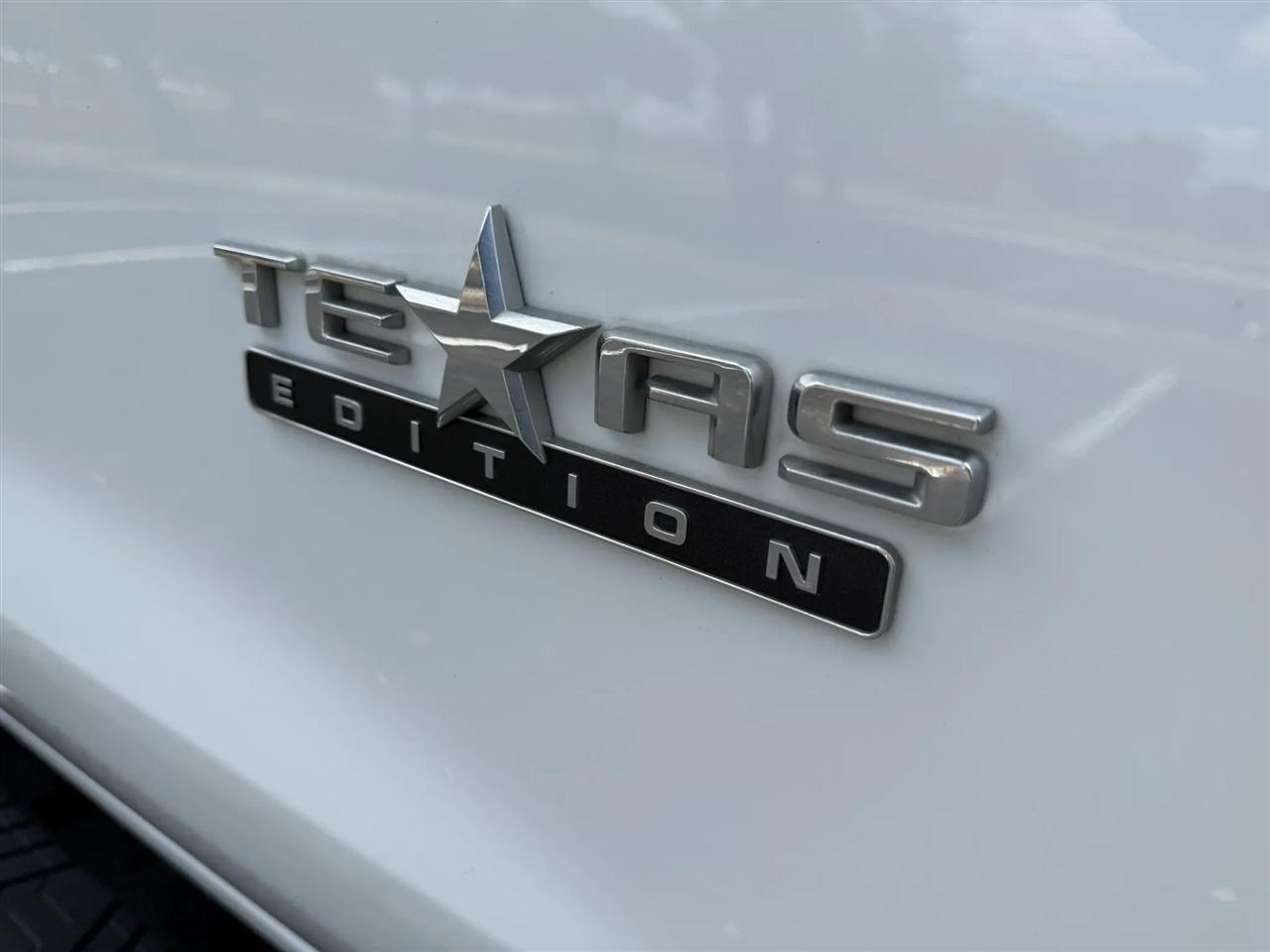 Chevrolet Silverado 1500  2021